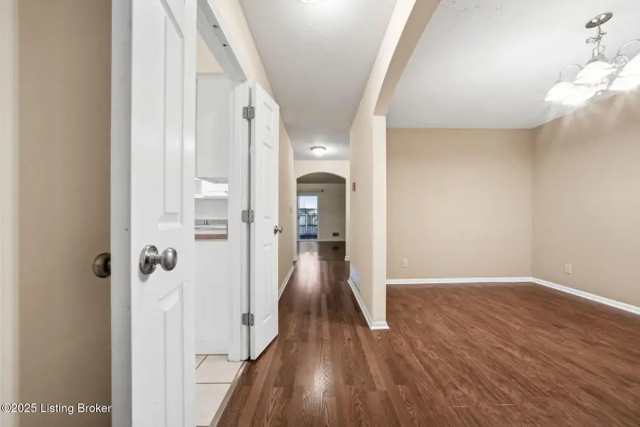 610 La Fontenay Ct, Louisville, KY 40223 - Image #3