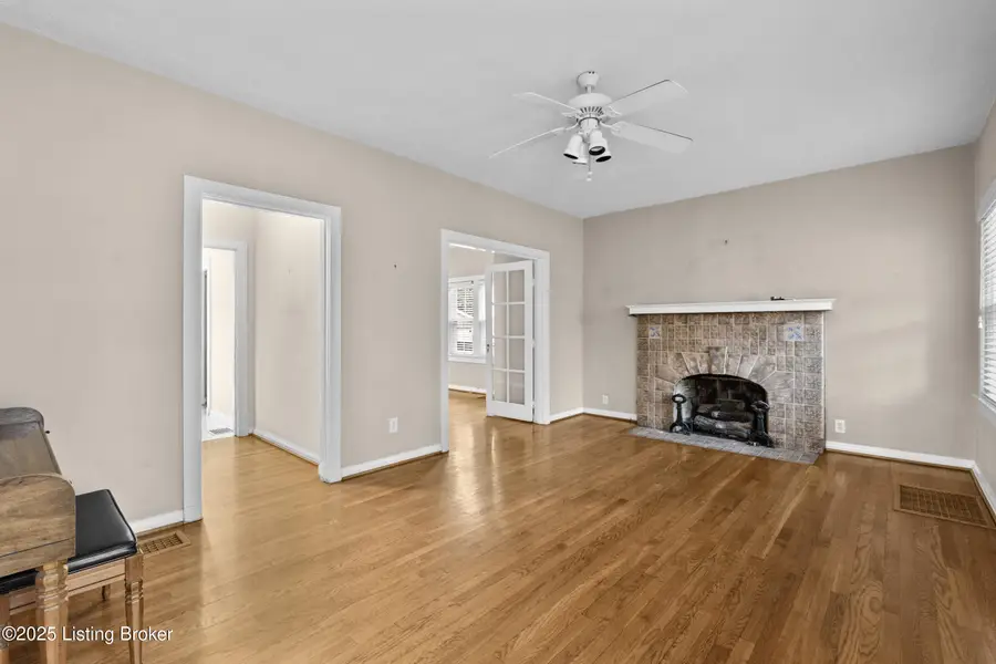 4513 S 6th St, Louisville, KY 40214 - Image #2