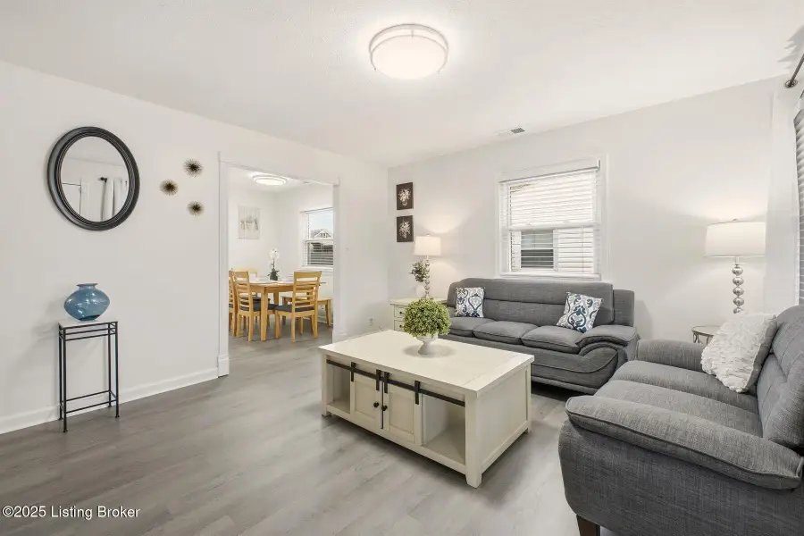 1323 Lacona Ln, Louisville, KY 40213 - Image #3