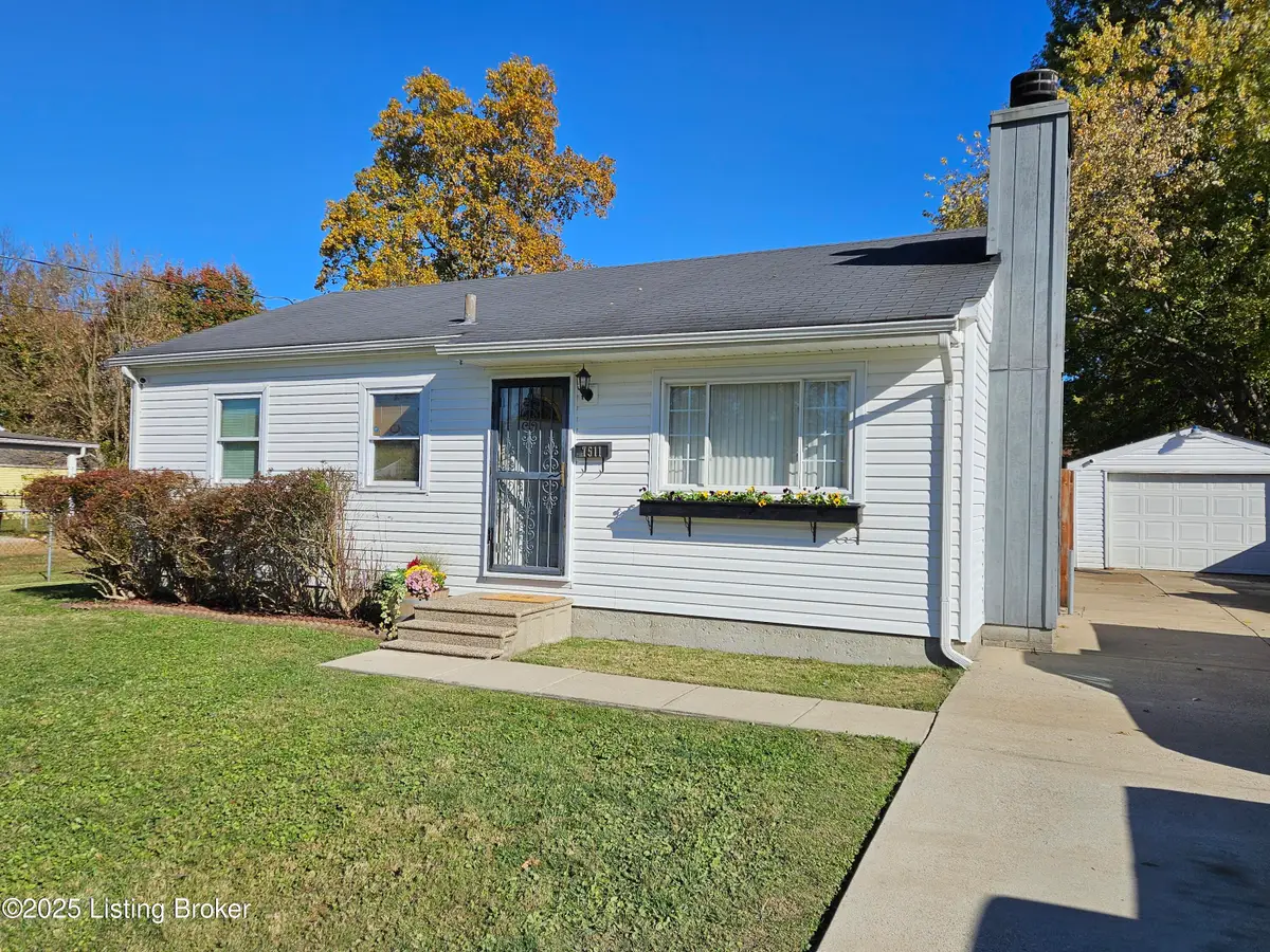 7511 Nancy Ln, Louisville, KY 40258 - Image #1