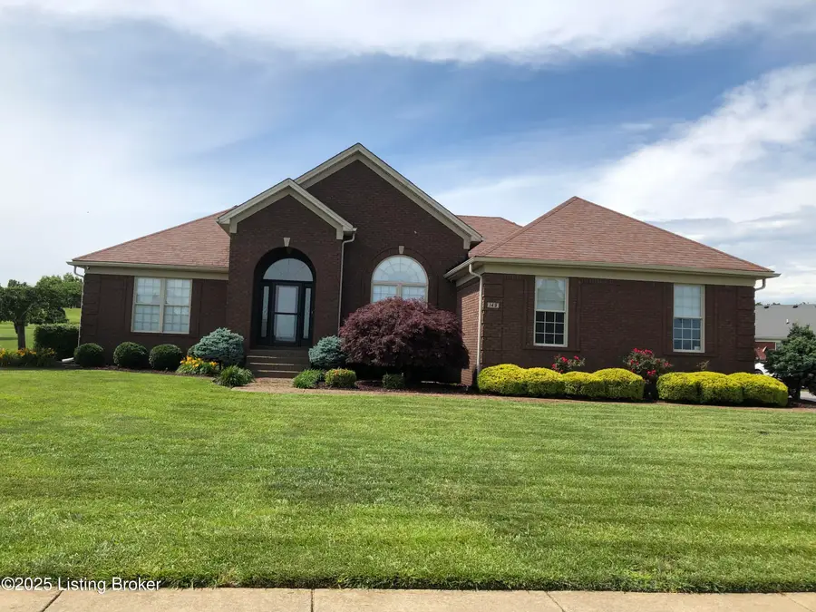 149 Wood Gate Dr, Mount Washington, KY 40047 - Image #2