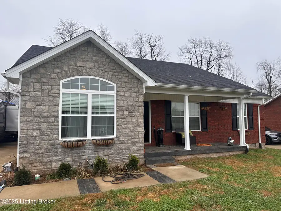 114 Shallow Springs Ct, Bardstown, KY 40004 - Image #2