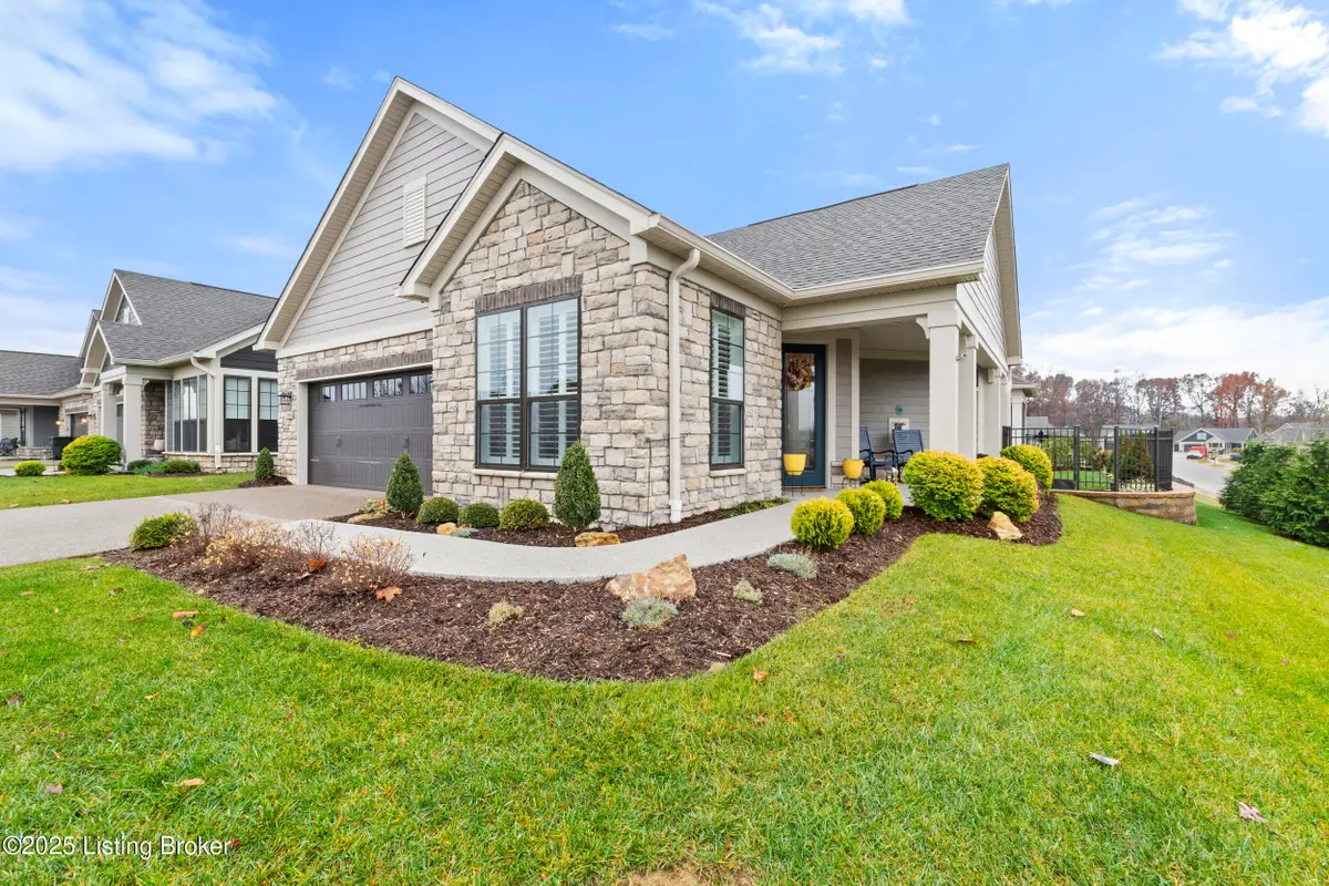 1806 Dressage Cir, Louisville, KY 40245 - Image #1