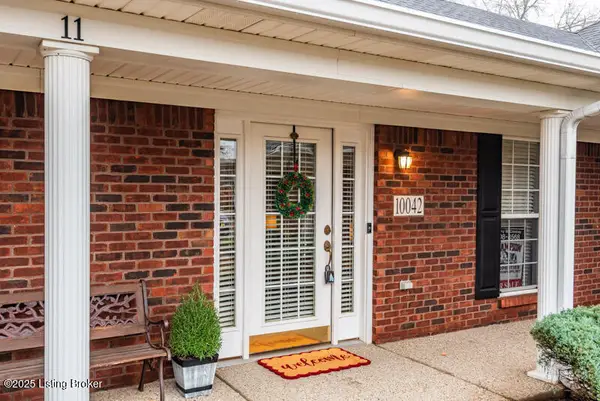 10042 Chenoweth Vista Way, Louisville, KY 40299