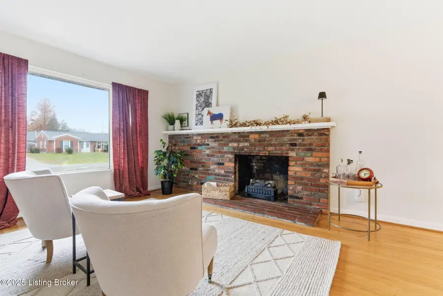 4302 Kinloch Rd, Louisville, KY 40207 - Image #3