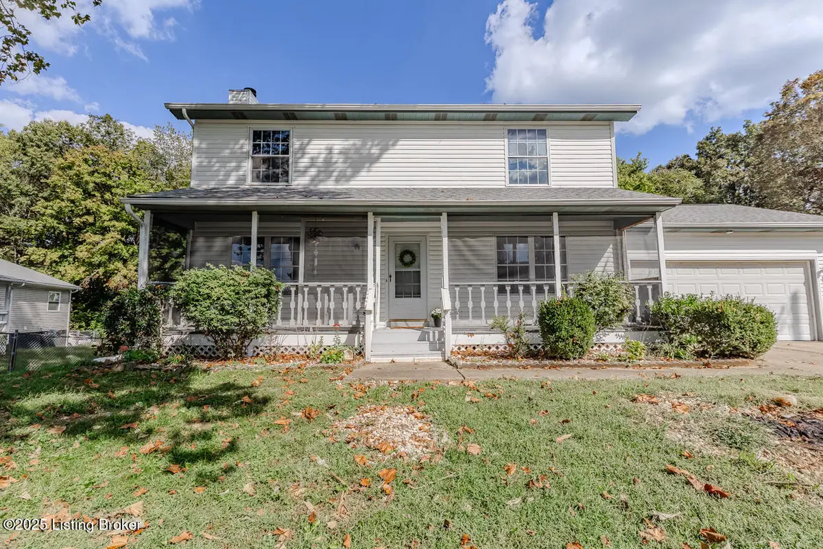 102 Larkspur Dr, Radcliff, KY 40160 - Image #1