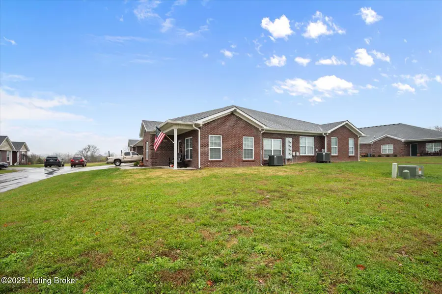 20 Hunters Ridge Dr, Eminence, KY 40019 - Image #2