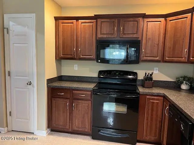 398 Benjamin Pl, Mount Washington, KY 40047 - Image #3