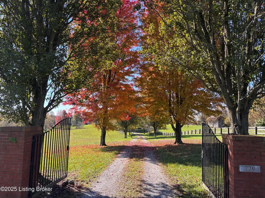 779 Kings Hwy, Waddy, KY 40076 - Image #3