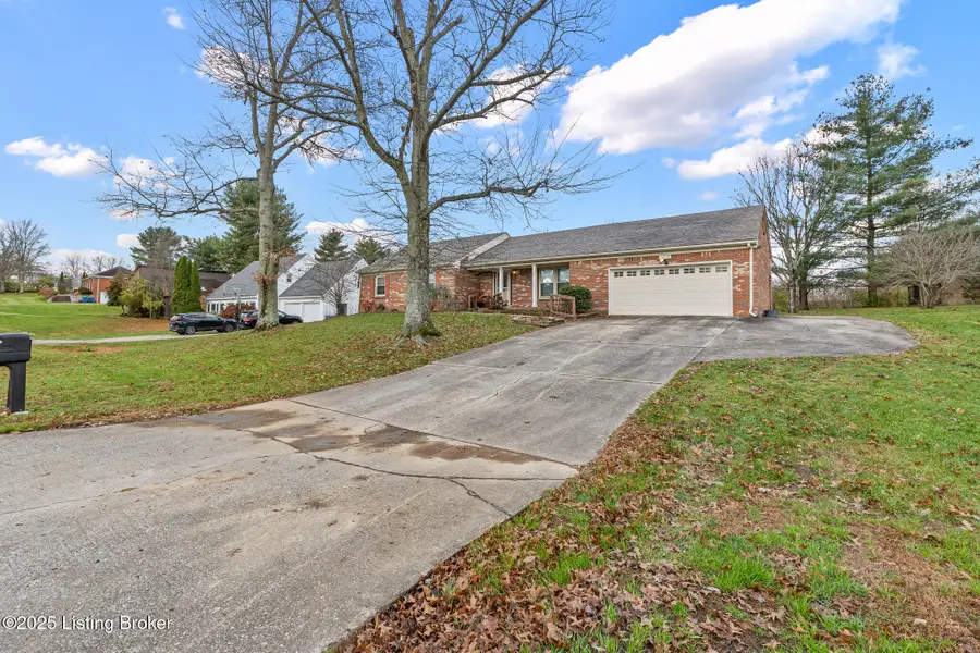 1232 Cambridge Dr, Shelbyville, KY 40065 - Image #3