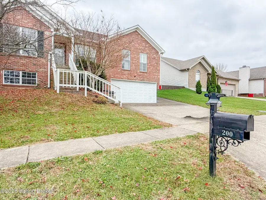 200 Woodfield Cir, Shelbyville, KY 40065 - Image #3