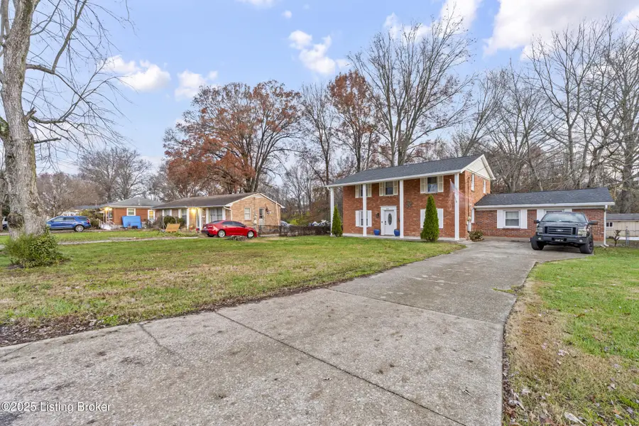 3205 Rosewedge Way, Louisville, KY 40216 - Image #2