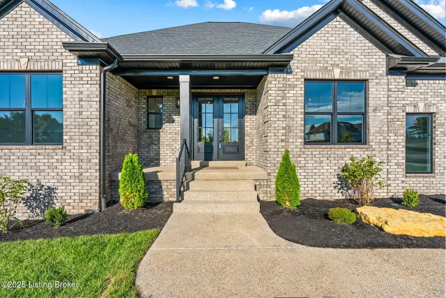 4802 Sycamore Ridge Ln, La Grange, KY 40031 - Image #2