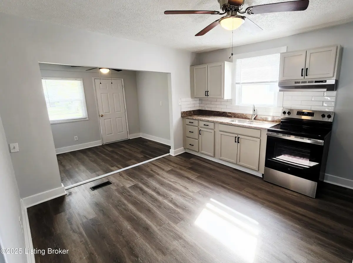 3533 Kahlert Ave, Louisville, KY 40215 - Image #1