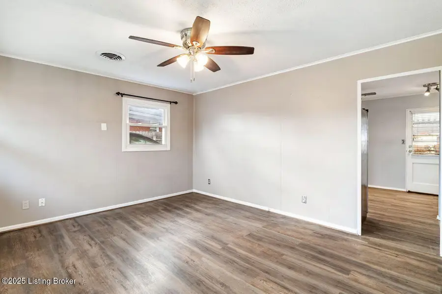 3333 Radiance Rd, Louisville, KY 40220 - Image #3