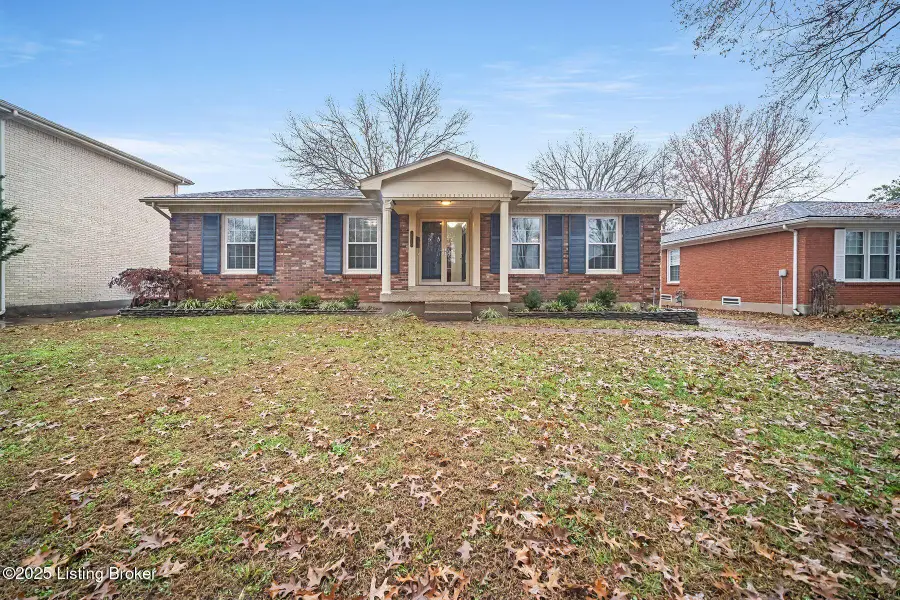 3310 Eastside Dr, Louisville, KY 40220 - Image #2