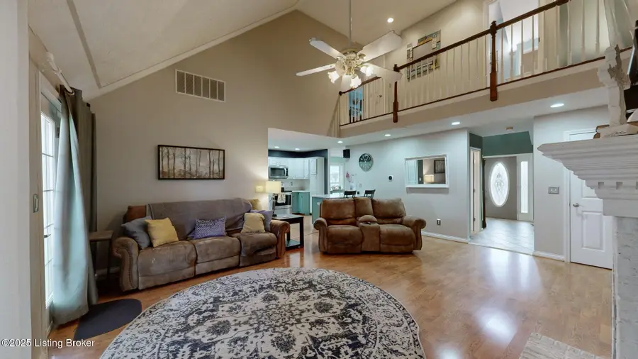 462 Millers Crossing, Shepherdsville, KY 40165 - Image #2