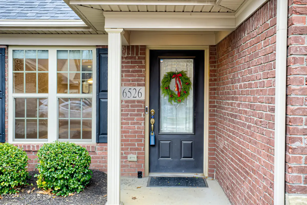 6526 Renate Rd, Louisville, KY 40291 - Image #1