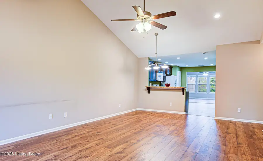 6526 Renate Rd, Louisville, KY 40291 - Image #3