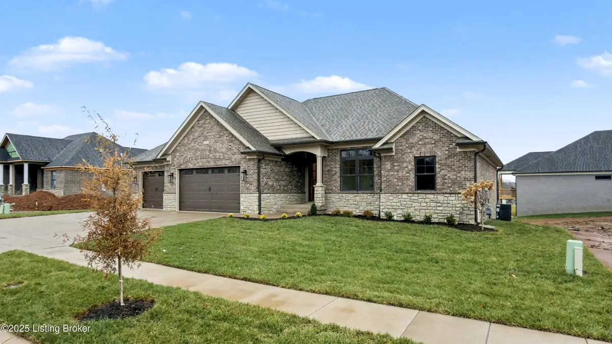 10213 Reeseman Dr, Louisville, KY 40291 - Image #1