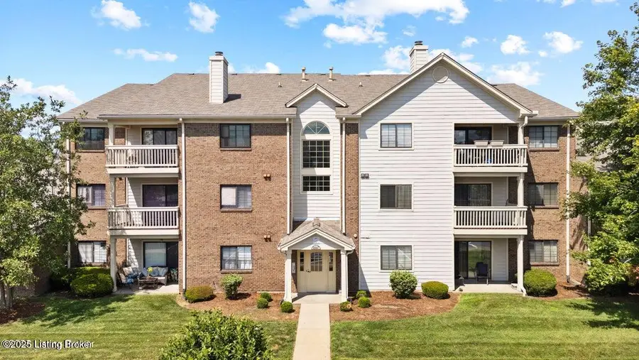 3507 Lennox View Ct #312, Louisville, KY 40299 - Image #2