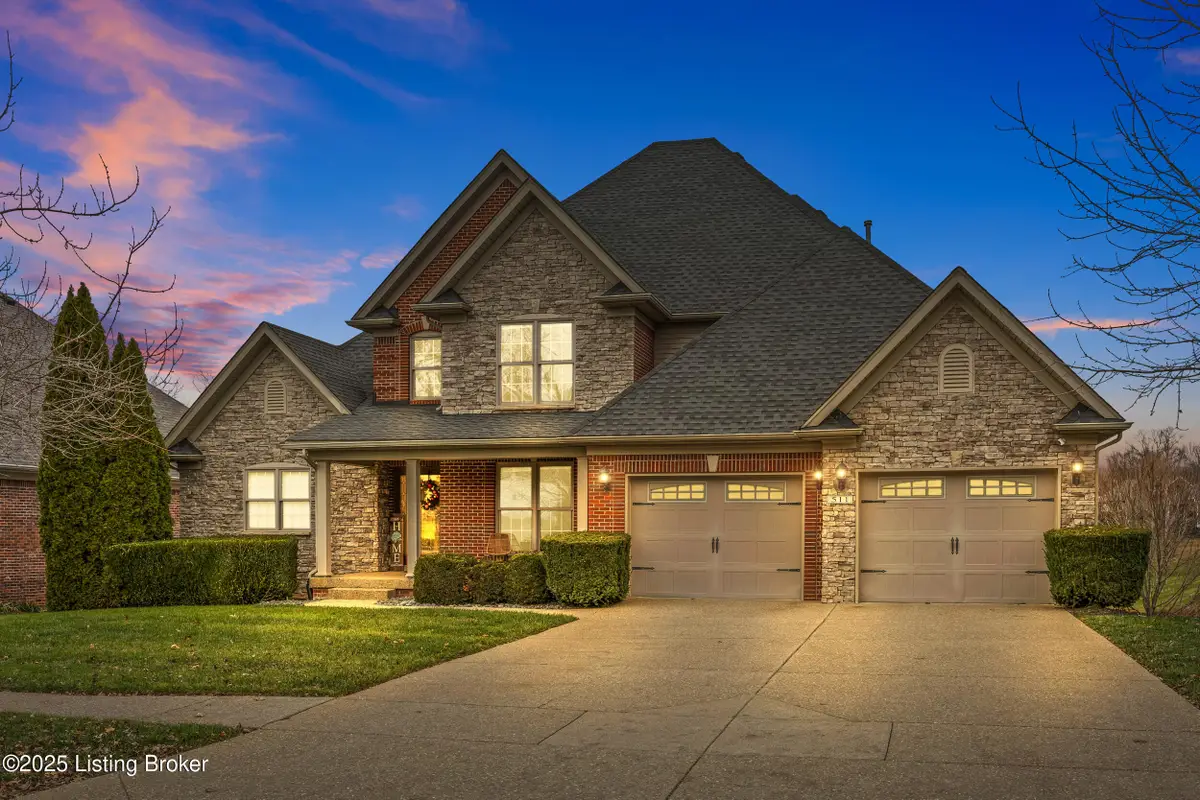 511 Davenport Dr, Louisville, KY 40245 - Image #1