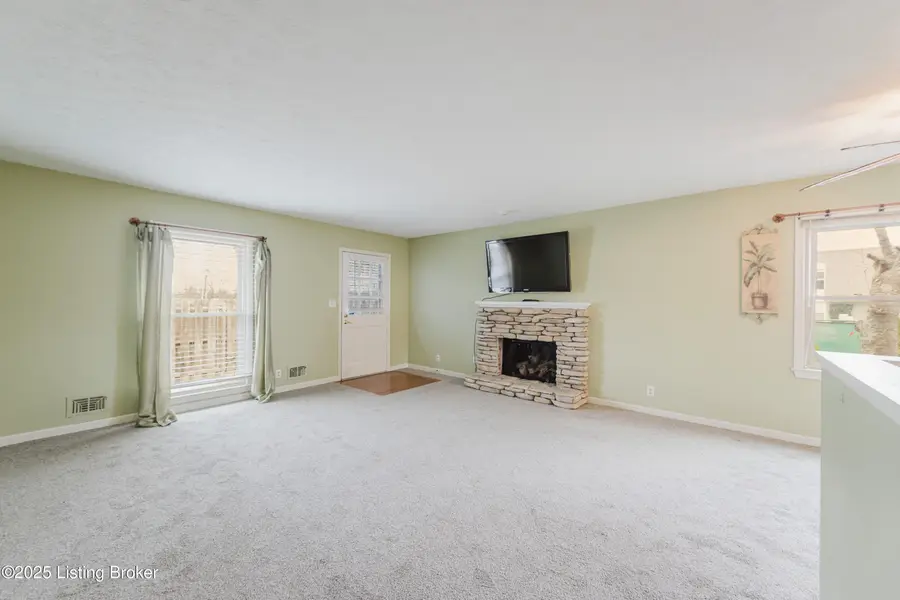 10617 Sycamore Trail, Louisville, KY 40223 - Image #3