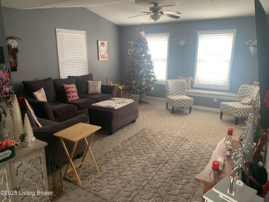 4711 Guy Dr, Louisville, KY 40258 - Image #3