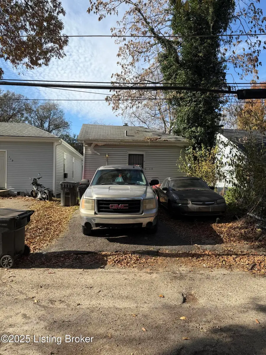115 Boston Ct, Louisville, KY 40212 - Image #2