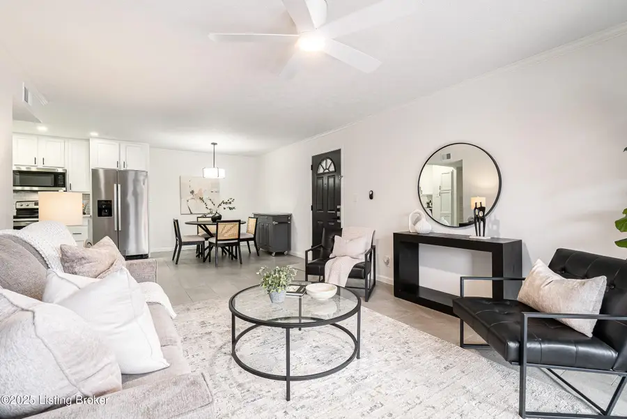 7910 Grenoble Ln #A, Prospect, KY 40059 - Image #2