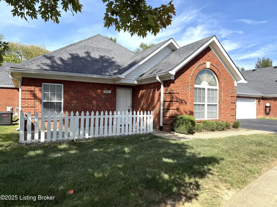 10014 Grey Hawk Dr, Louisville, KY 40219 - Image #2