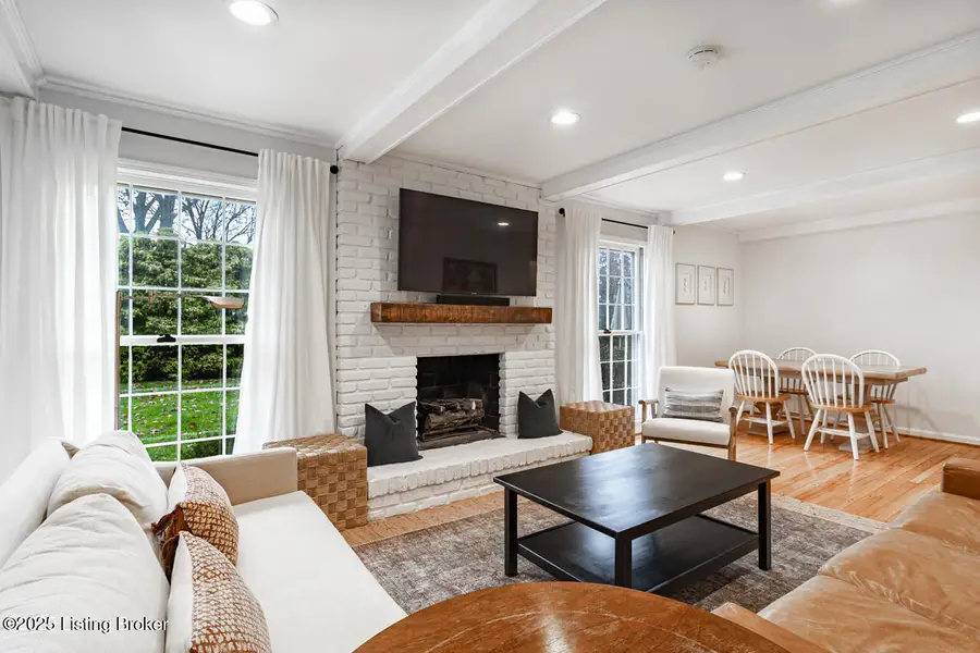 8810 Nottingham Pkwy, Louisville, KY 40222 - Image #2