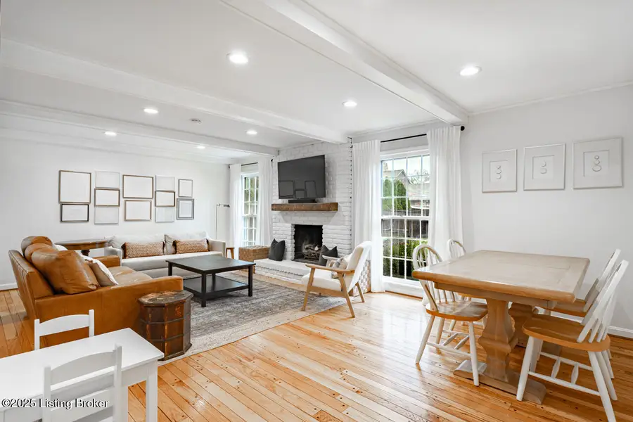 8810 Nottingham Pkwy, Louisville, KY 40222 - Image #3