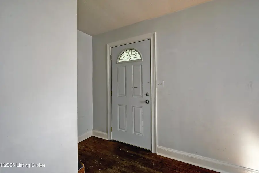 1540 Mckay Ave, Louisville, KY 40213 - Image #2