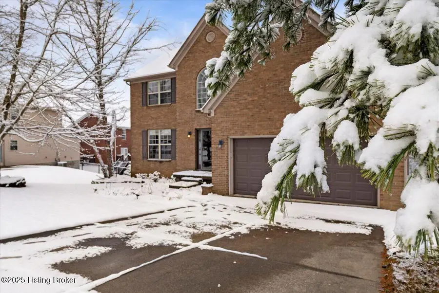 11429 Top Walnut Loop, Louisville, KY 40229 - Image #2