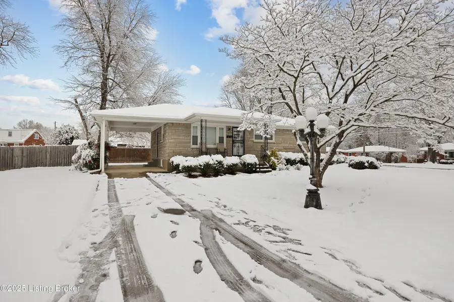 4320 Jade Ct, Louisville, KY 40216 - Image #3