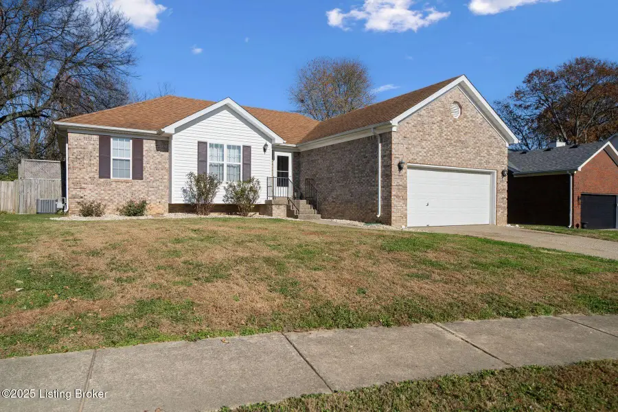 7025 Alma June Way, Louisville, KY 40228 - Image #3