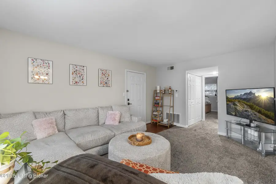 122 Middletown Square, Louisville, KY 40243 - Image #2