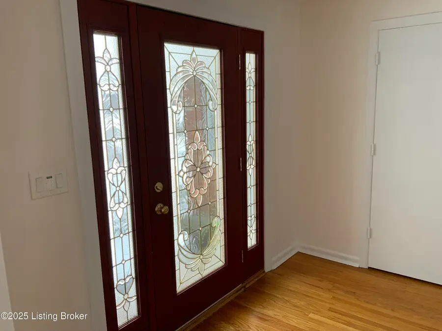 8308 Dinah Way, Louisville, KY 40242 - Image #2