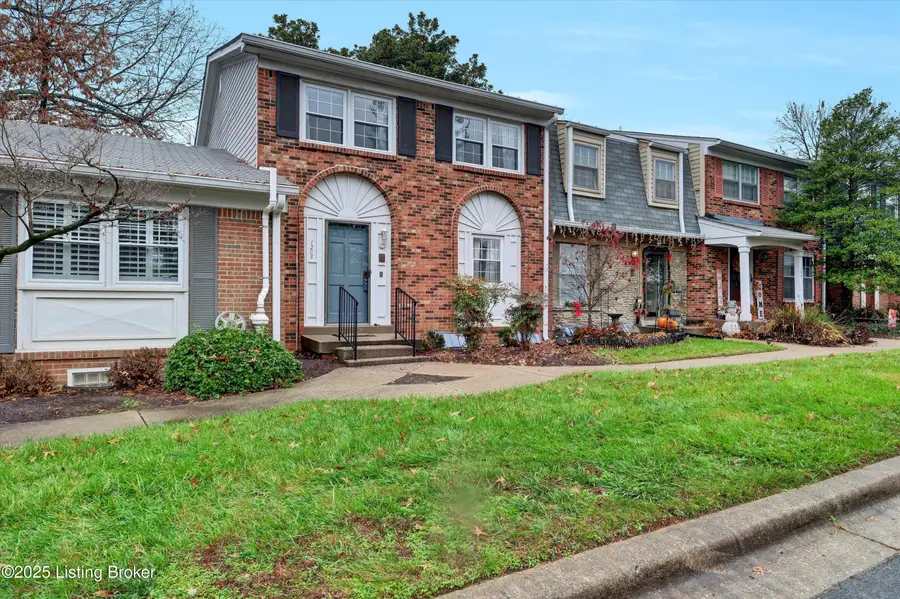 1208 Dalmally Ct, Louisville, KY 40222 - Image #3