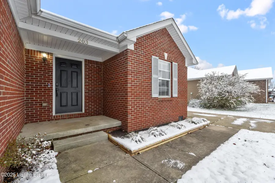 203 Swan Way, Taylorsville, KY 40071 - Image #3