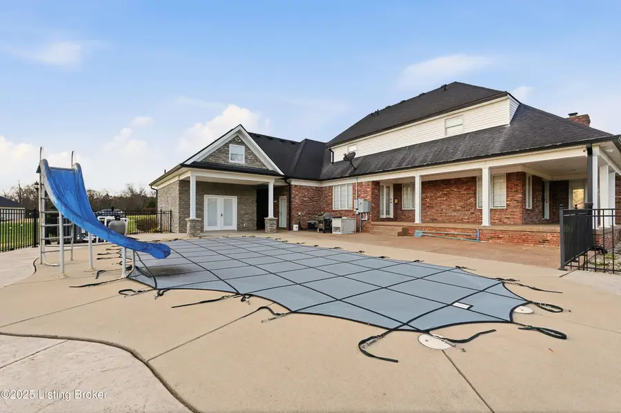 166 Castleton Dr, Bardstown, KY 40004 - Image #2
