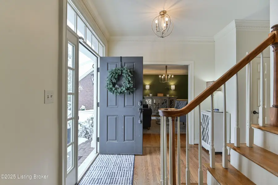 10930 Old Harrods Woods Cir, Louisville, KY 40223 - Image #2