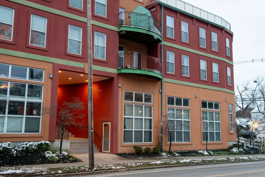 2415 Brownsboro Rd, Louisville, KY 40206 - Image #3