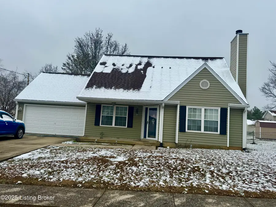 307 Oak Valley Dr, Elizabethtown, KY 42701 - Image #2