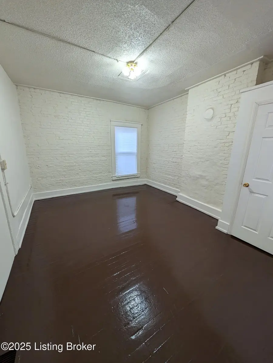 2429 Griffiths Ave, Louisville, KY 40212 - Image #2