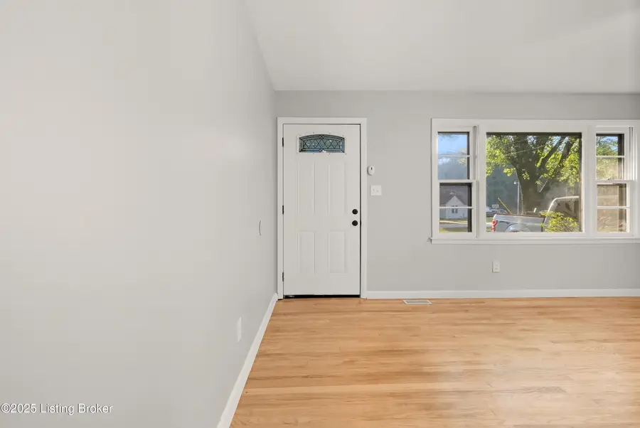 11208 Blue Lick Rd, Louisville, KY 40229 - Image #3