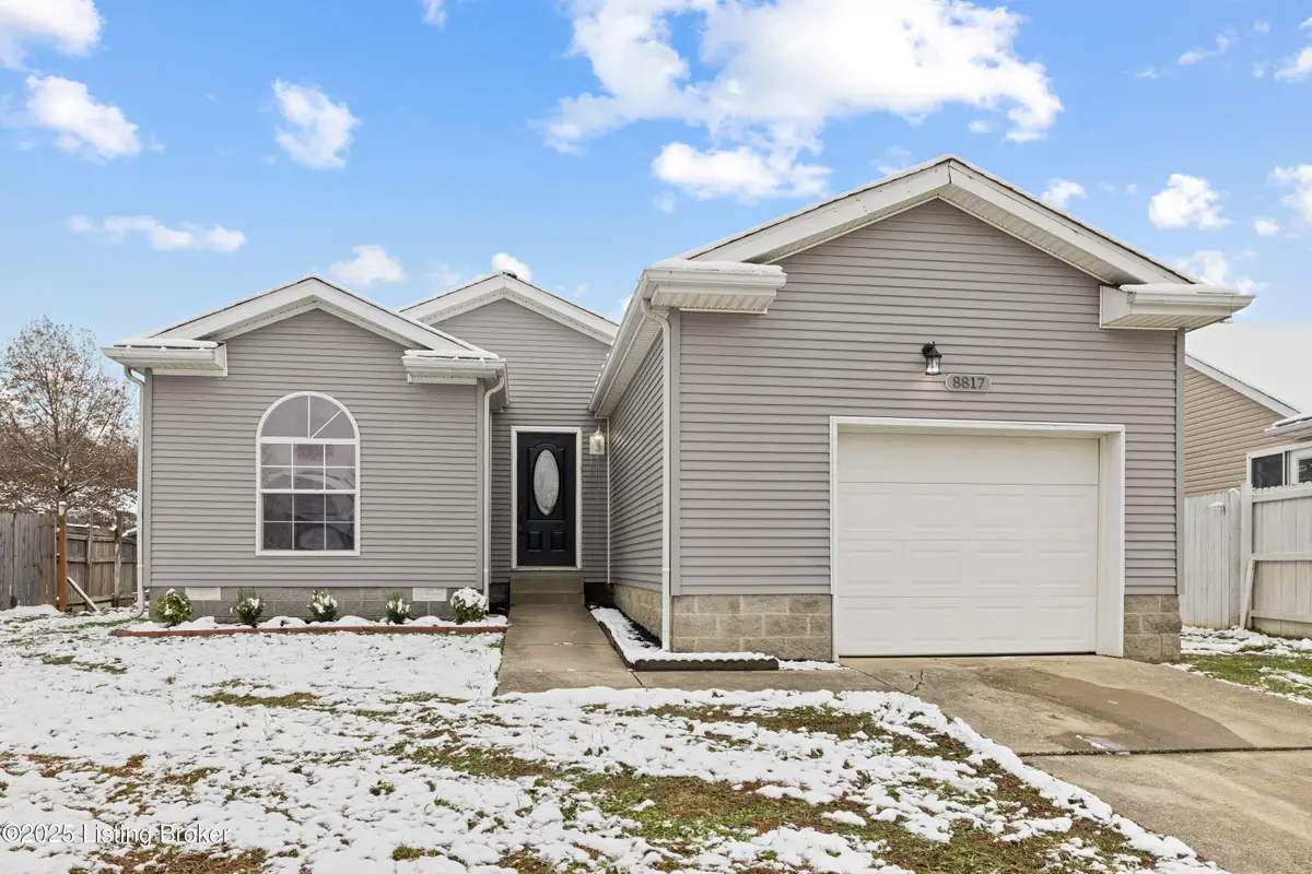 8817 Woodpointe Blvd, Louisville, KY 40219 - Image #1