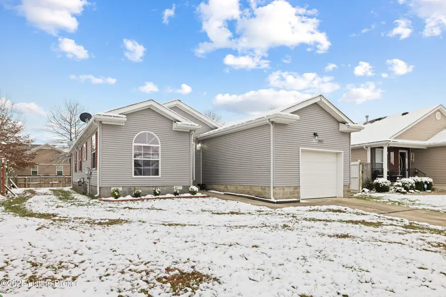 8817 Woodpointe Blvd, Louisville, KY 40219 - Image #3