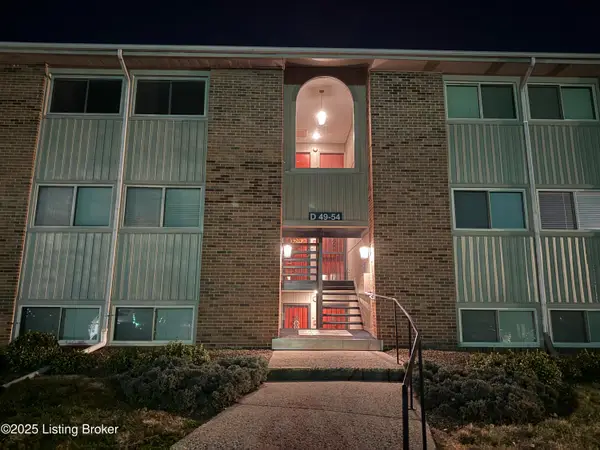 53 Lakeshore Dr, Clarksville, IN 47129